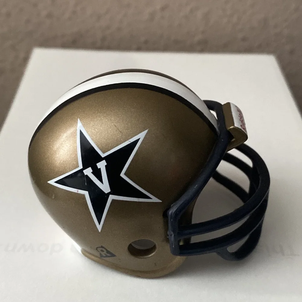 Riddell‎ Pocket Size VANDERBILT COMMODORES Cake Topper Mini Football Helmet